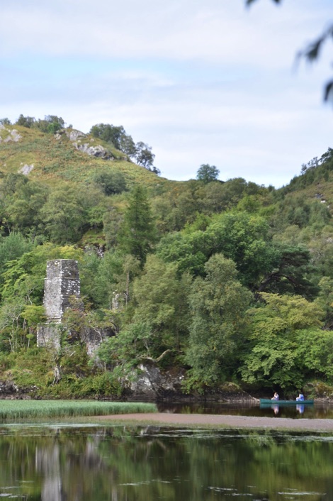 Canoeing to Loch Dochart Castle
